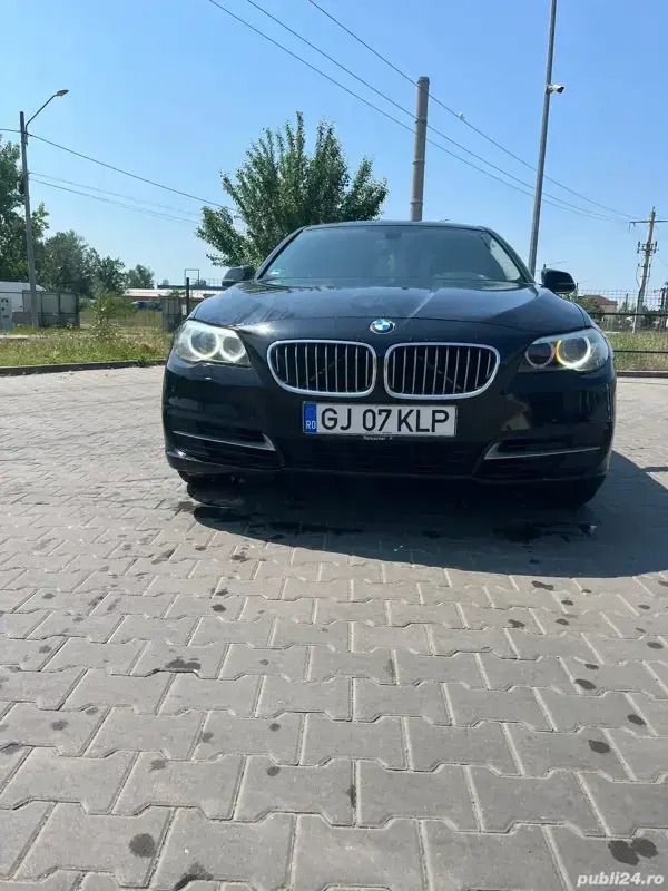Utilizat 2015 BMW 520 Berlinǎ | 11.800 EUR - Imagine 1/4