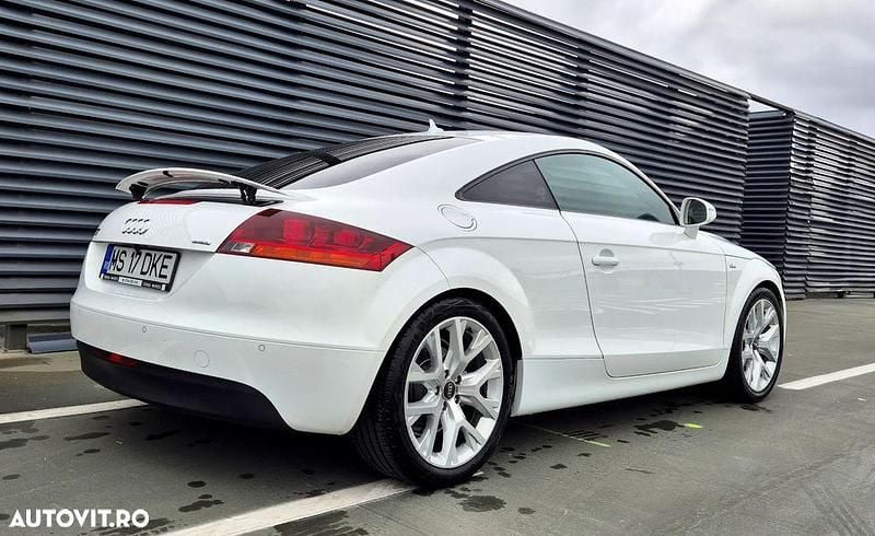 Second-hand Audi TT Design 170 CP (125 kW) 2009 Culoarealb Coupe