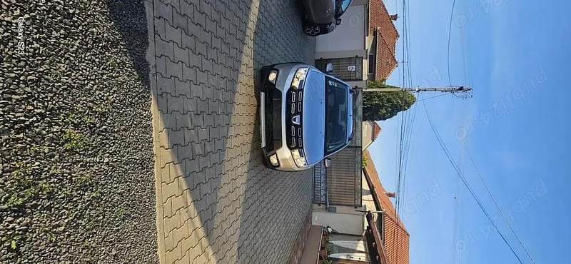 Gri Utilizat 2018 Dacia Sandero Stepway Hatchback | 8.750 EUR (Preț OK) - Imagine 1/4