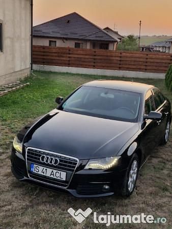 Negru Utilizat 2011 Audi A4 Berlinǎ | 7.500 EUR (Preț OK) - Imagine 1/4