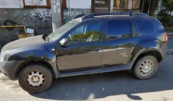 Utilizat 2015 Dacia Duster SUV | 8.650 EUR (Preț bun) - Imagine 1/4