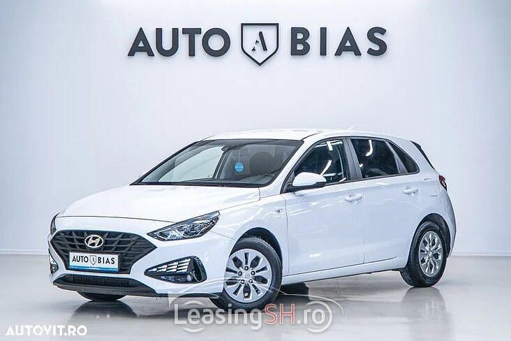 Alb Utilizat 2022 Hyundai i30 Comfort Hatchback | 12.449 EUR (Preț OK) - Imagine 1/4