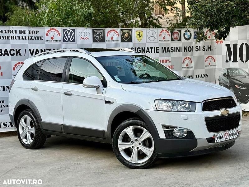 Culoarealb Utilizat 2012 Chevrolet Captiva LTZ SUV | 6.990 EUR - Imagine 1/4