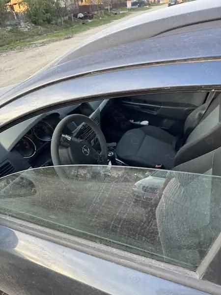 Utilizat 2007 Opel Astra Berlinǎ | 650 EUR (Super Preț) - Imagine 1/4