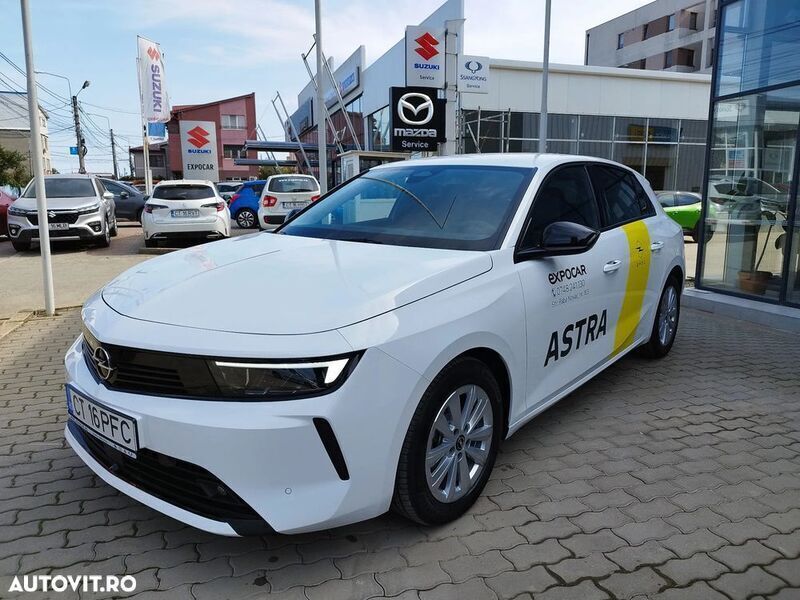 Alb Nouă 2024 Opel Astra Business Edition Hatchback | 22.268 EUR - Imagine 1/4