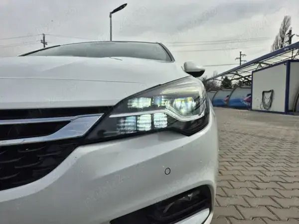 Second-hand Opel Astra 110 CP (80 kW) 2018 Break