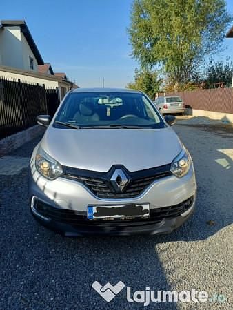 Gri Utilizat 2018 Renault Captur SUV | 53.500 EUR - Imagine 1/4