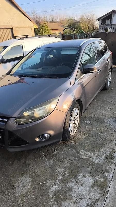 Second-hand 2013 Ford Focus | 4.000 EUR (Preț bun) - Imagine 1/4
