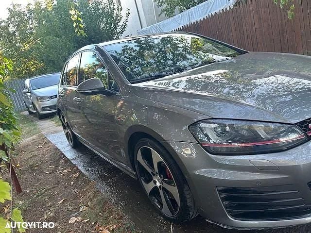 Second-hand VW Golf VII GTI 230 CP (169 kW) 2015 Culoaregri Hatchback