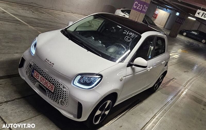 Alb Utilizat 2020 Smart ForFour Electric Drive | 11.400 EUR - Imagine 1/4