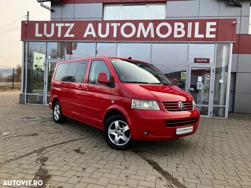 Second-hand VW Multivan 172 CP (126 kW) 2004 Roșu Van
