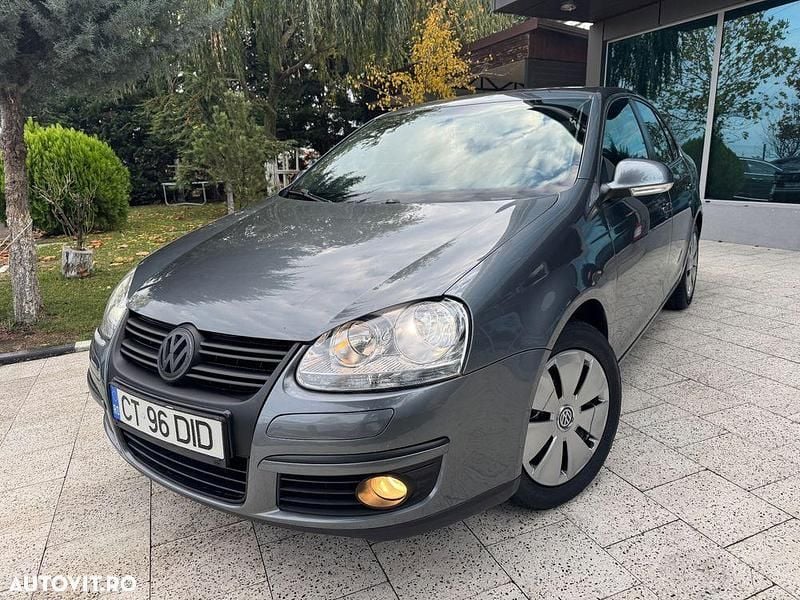 Culoaregri Utilizat 2010 VW Jetta Comfortline Berlinǎ | 3.000 EUR (Super Preț) - Imagine 1/4