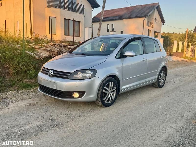 Culoareargint Utilizat 2010 VW Golf Plus Monovolum | 3.990 EUR - Imagine 1/4