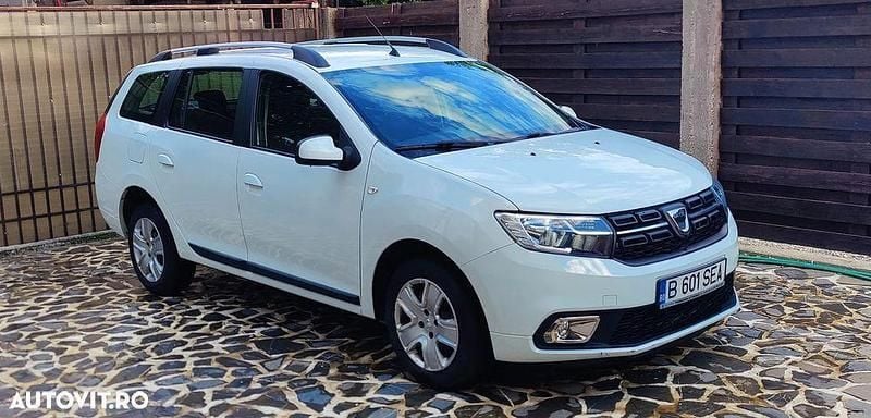 Alb Utilizat 2020 Dacia Logan MCV Lauréate Break | 8.990 EUR (Preț OK) - Imagine 1/4