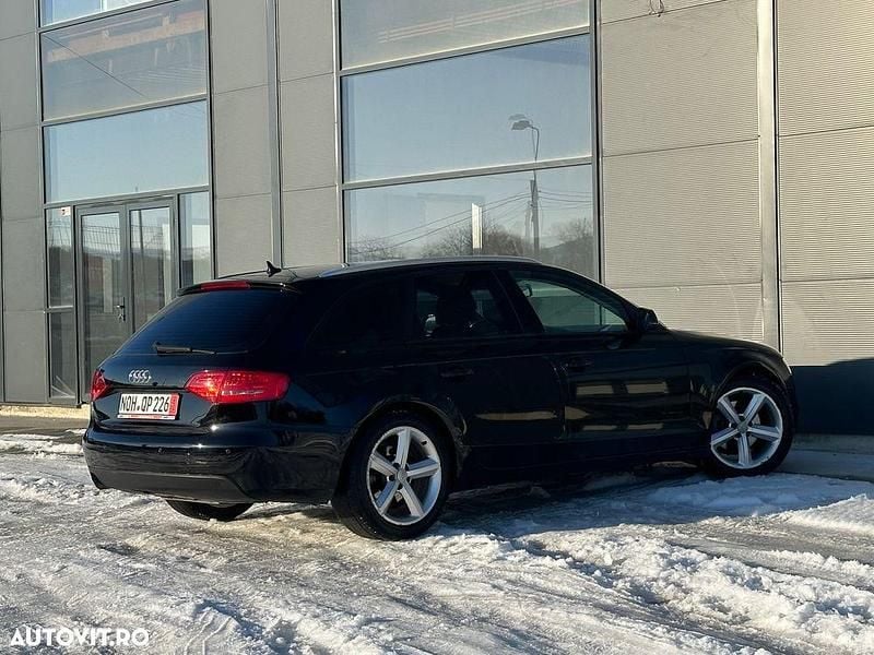 Second-hand Audi A4 Attraction 143 CP (105 kW) 2011 Culoarenegru Break