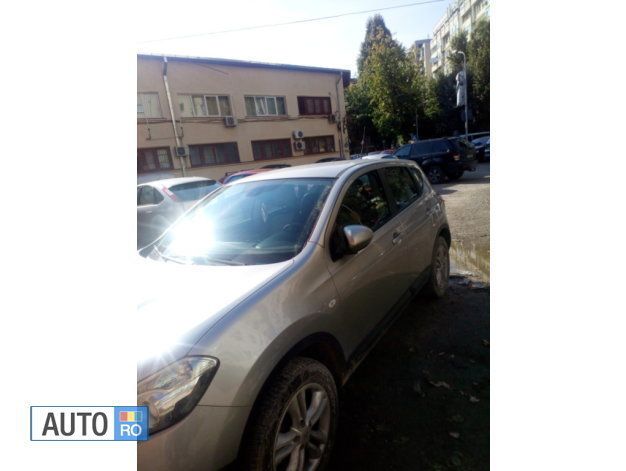 Second-hand Nissan Qashqai 140 CP (102 kW) 2013 Gri SUV