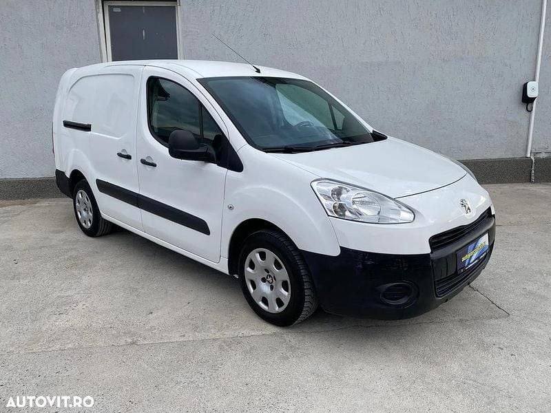 Culoarealb Utilizat 2015 Peugeot Partner Monovolum | 6.750 EUR (Scump) - Imagine 1/4