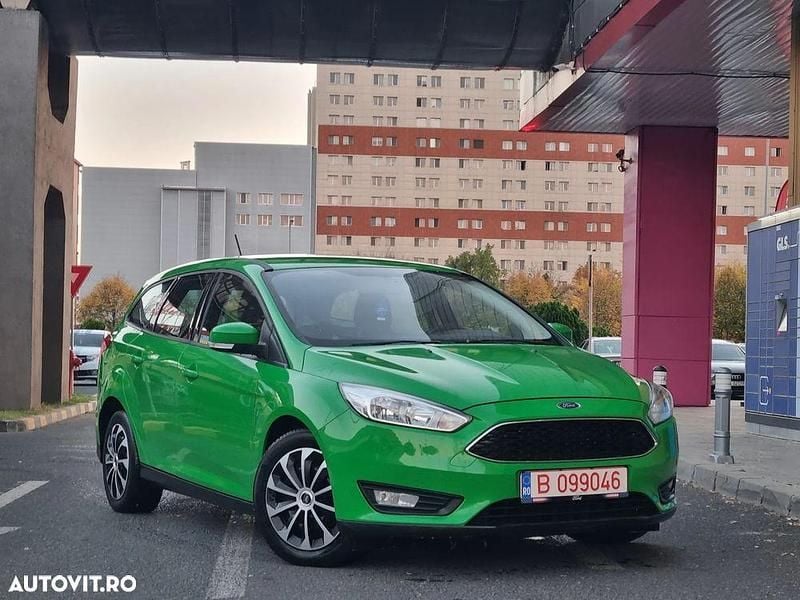 Culoareverde Utilizat 2018 Ford Focus Business Edition Break | 7.290 EUR (Preț bun) - Imagine 1/4