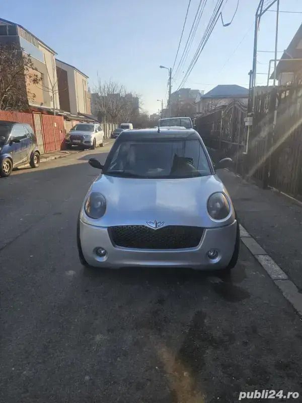 Utilizat 2011 Microcar MC2 Hatchback | 5.800 EUR - Imagine 1/4