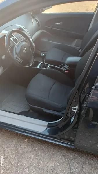 Negru Utilizat 2008 Kia Ceed Sportswagon Break | 1.800 EUR - Imagine 1/4