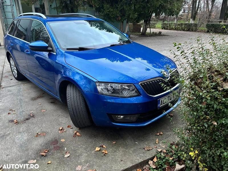 Culoarealbastru Utilizat 2017 Skoda Octavia Drive Break | 11.900 EUR (Preț bun) - Imagine 1/4