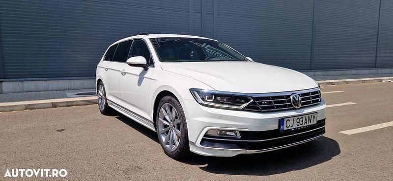 Alb Utilizat 2017 VW Passat R-line Break | 14.890 EUR (Puțin scump) - Imagine 1/4