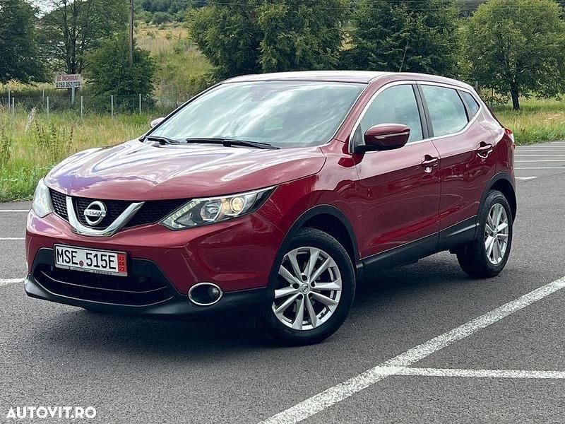 Rosu Utilizat 2014 Nissan Qashqai N-Connecta SUV | 8.999 EUR (Preț OK) - Imagine 1/4
