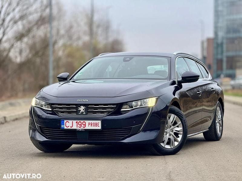 Culoarealbastru Second-hand 2021 Peugeot 508 Break | 9.999 EUR (Super Preț) - Imagine 1/4