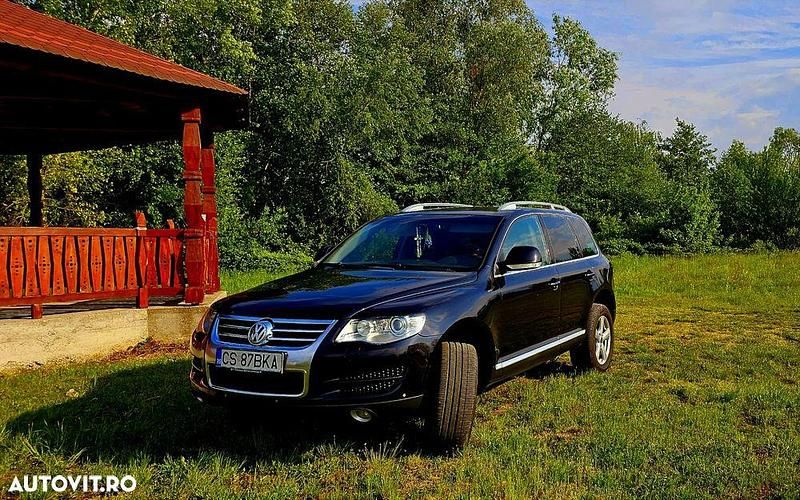 Culoarenegru Utilizat 2008 VW Touareg Exclusive SUV | 6.390 EUR (Preț OK) - Imagine 1/4