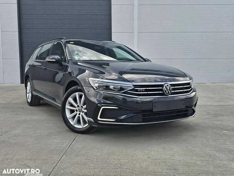 Culoaregri Utilizat 2021 VW Passat Break | 19.499 EUR (Preț bun) - Imagine 1/4