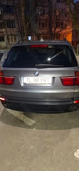 Gri Utilizat 2007 BMW X5 SUV | 8.000 EUR (Preț OK) - Imagine 1/4