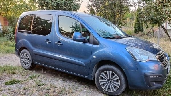 Utilizat 2016 Peugeot Partner Monovolum | 9.900 EUR - Imagine 1/4