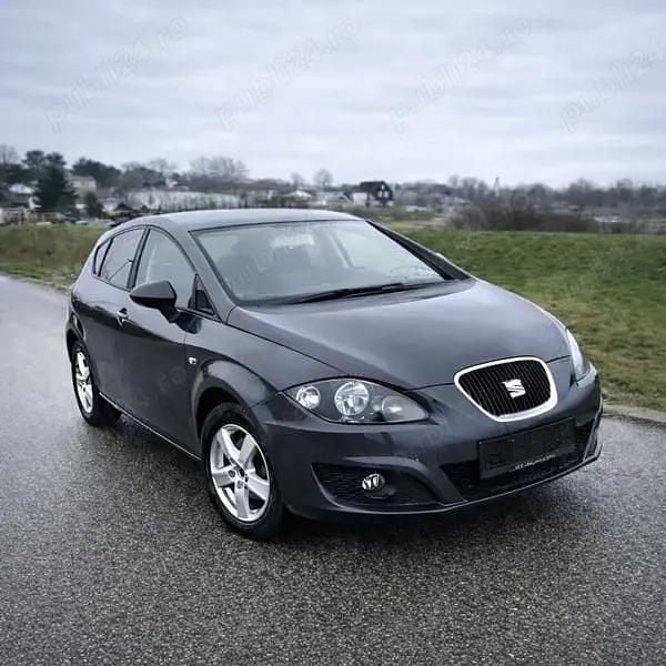 Second-hand Seat Leon 105 CP (77 kW) 2011 Hatchback