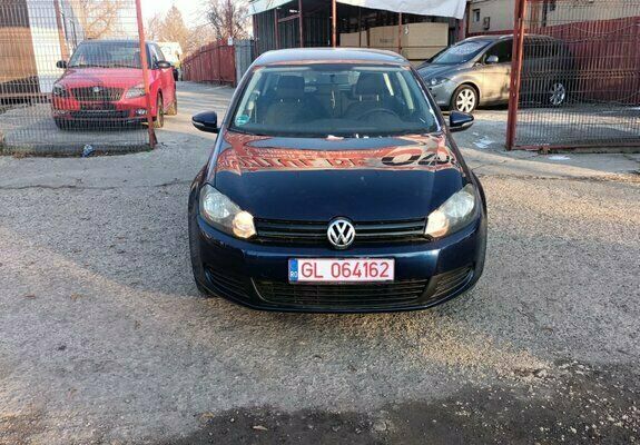 Albastru Utilizat 2010 VW Golf VI Hatchback | 4.949 EUR (Preț OK) - Imagine 1/4