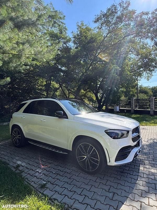 Alb Utilizat 2021 Mercedes GLE300 AMG line SUV | 53.000 EUR (Preț OK) - Imagine 1/4