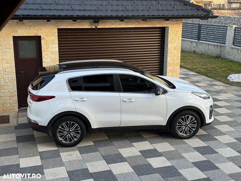 Second-hand Kia Sportage Plus 136 CP (100 kW) 2021 Culoarealb SUV