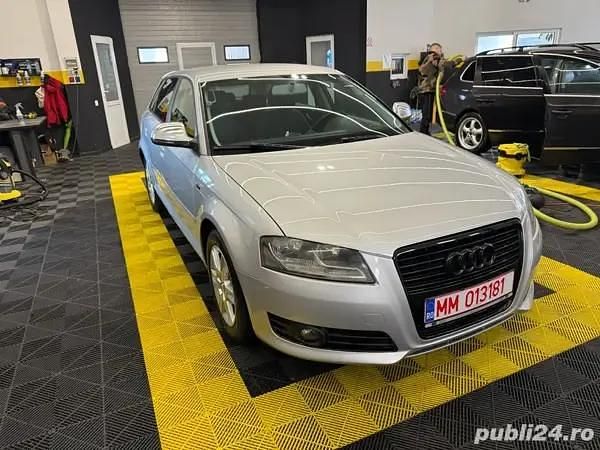 Utilizat 2010 Audi A3 Hatchback | 4.999 EUR (Preț OK) - Imagine 1/4
