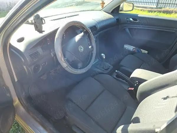 Second-hand Skoda Superb 130 CP (95 kW) 2006 Berlinǎ