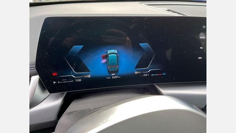 Second-hand BMW X1 Comfort Edition 150 CP (110 kW) 2025 Albastru bay lagoon metalizat bmw individual metalizat SUV