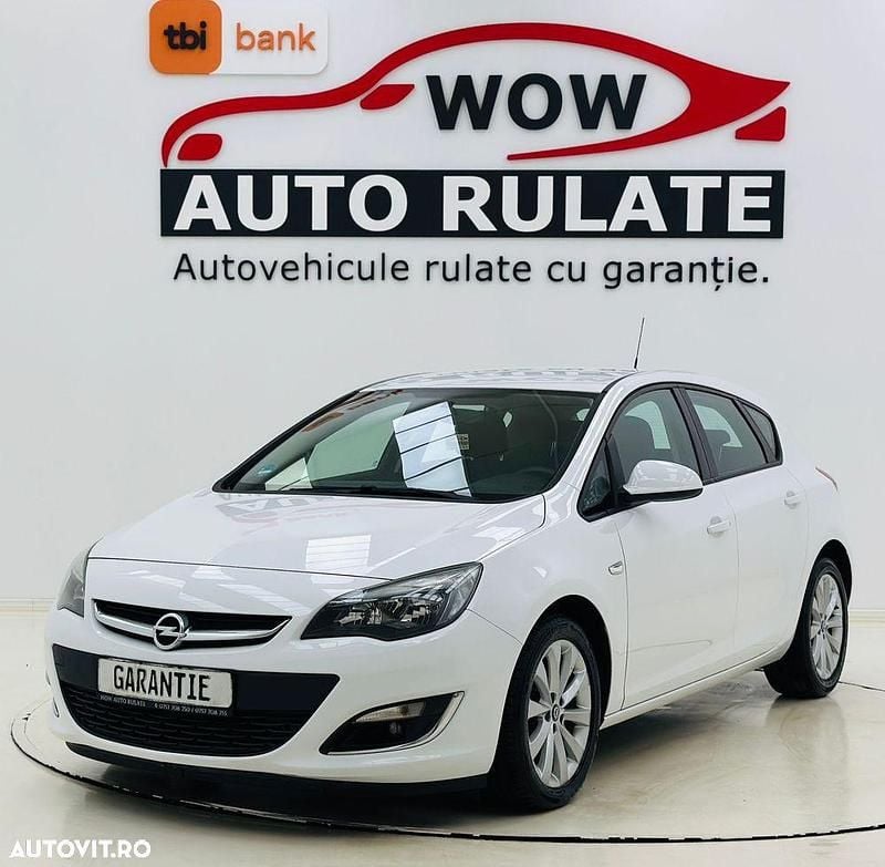 Culoarealb Utilizat 2013 Opel Astra Break | 4.990 EUR (Preț OK) - Imagine 1/4