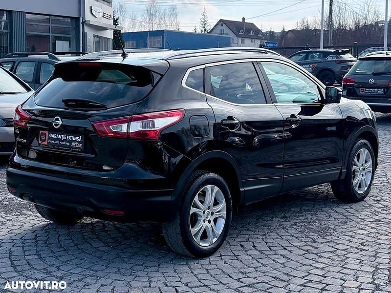Second-hand Nissan Qashqai Tekna 130 CP (95 kW) 2014 Culoarenegru SUV