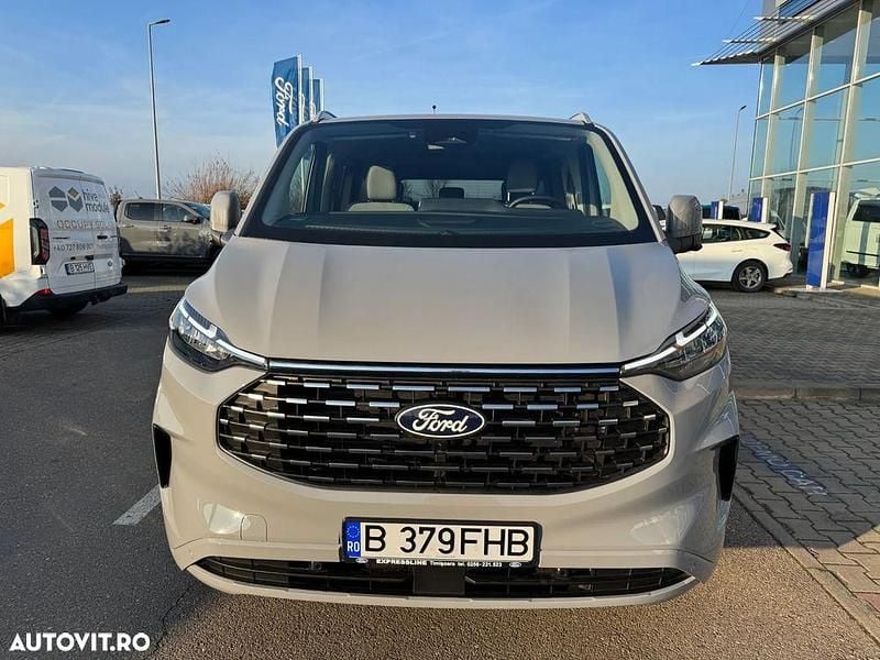 Second-hand Ford Tourneo Titanium X 170 CP (125 kW) 2025 Culoaregri Van
