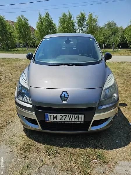 Utilizat 2012 Renault Scénic III Monovolum | 4.200 EUR (Preț OK) - Imagine 1/4