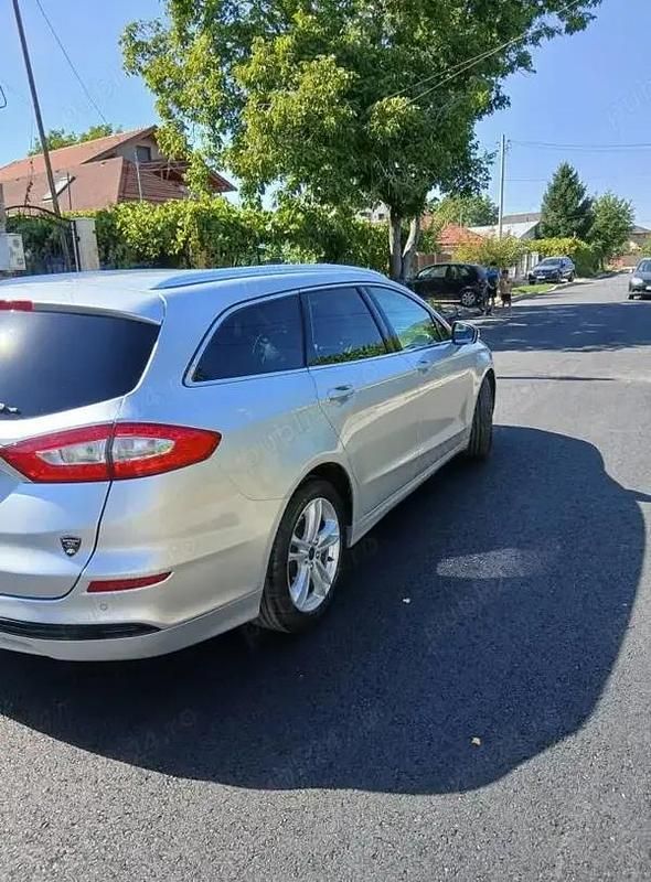 Second-hand Ford Mondeo 150 CP (110 kW) 2015 Argintiu Break