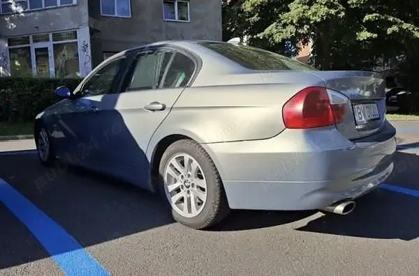 Second-hand BMW 320 177 CP (130 kW) 2009 Berlinǎ