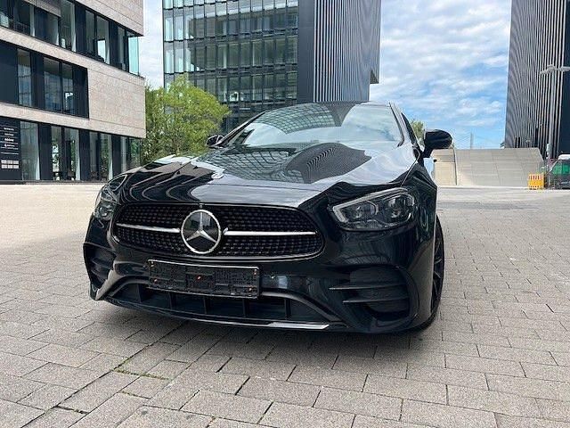 Utilizat 2023 Mercedes E450 AMG | 58.553 EUR - Imagine 1/1