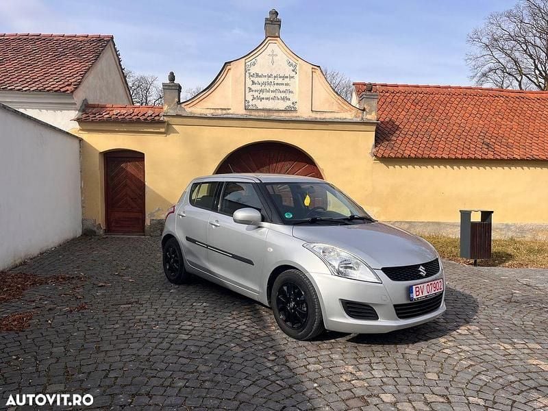 Second-hand Suzuki Swift X-TRA 94 CP (69 kW) 2012 Culoaregri Hatchback