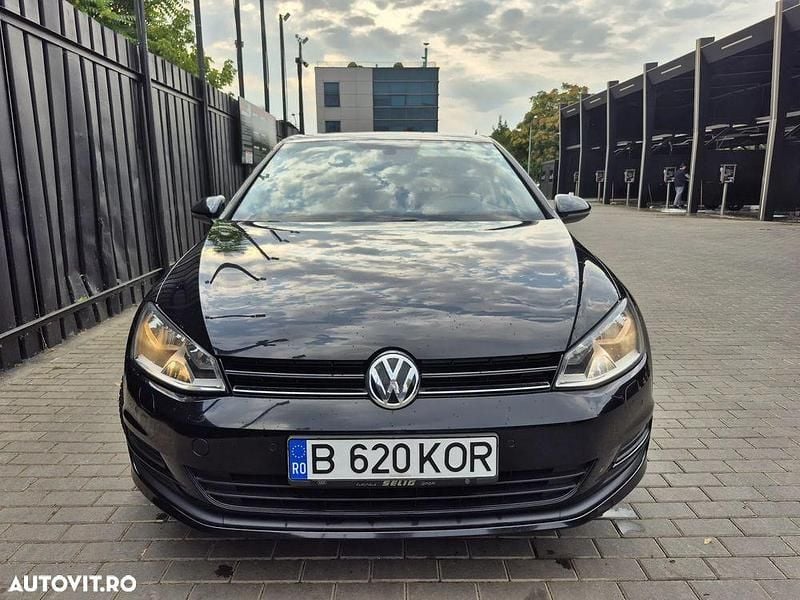 Culoarenegru Utilizat 2013 VW Golf VII Highline Hatchback | 7.800 EUR (Preț bun) - Imagine 1/4