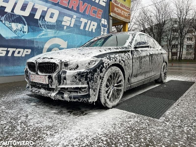 Second-hand BMW 320 Luxury Line 190 CP (139 kW) 2017 Culoaregri Hatchback