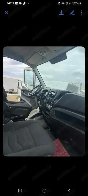 Utilizat 2015 Iveco Daily | 15.000 EUR (Puțin scump) - Imagine 1/4